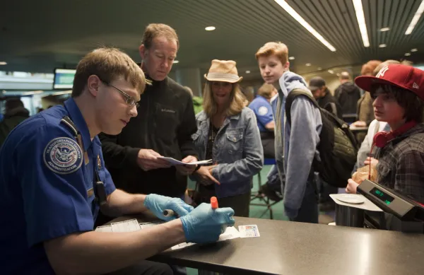 tsa.jpg